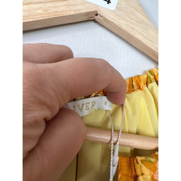 NWT Marie Oliver Elastic Neck Tiered Greta Dress Marigold Trellis Size: Small - Picture 5 of 9